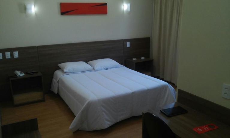 Imagen de la habitación del Hotel Entremares. Foto 10