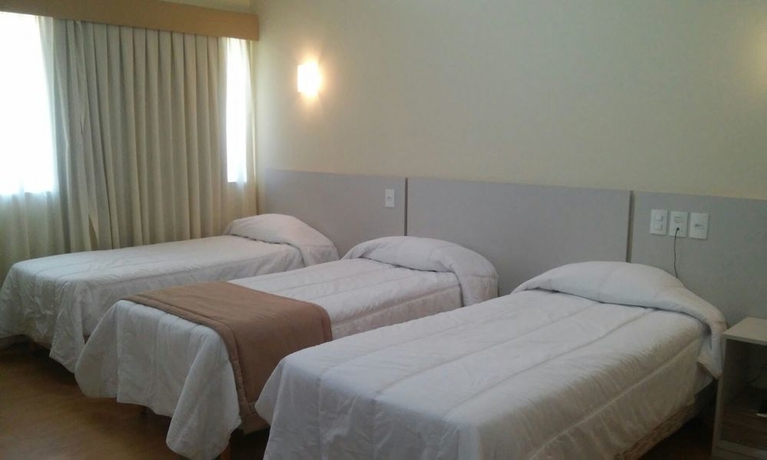 Imagen de la habitación del Hotel Entremares. Foto 11