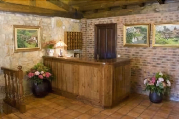 Imagen de los interiores del Hotel Entremontes. Foto 15