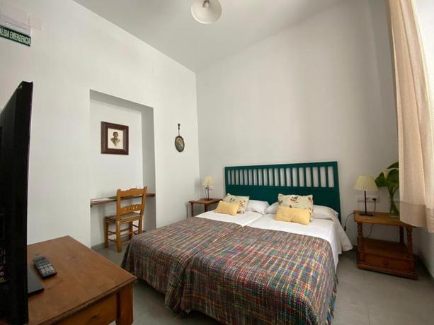 Imagen de la habitación del Hotel Entreolivos, El Pedroso. Foto 6