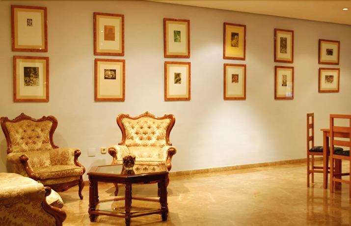 Imagen de los interiores del Hotel Entresierras. Foto 15