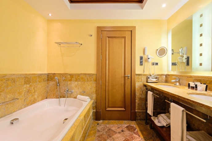 Imagen general del Hotel Envia Almeria Spa & Golf. Foto 7