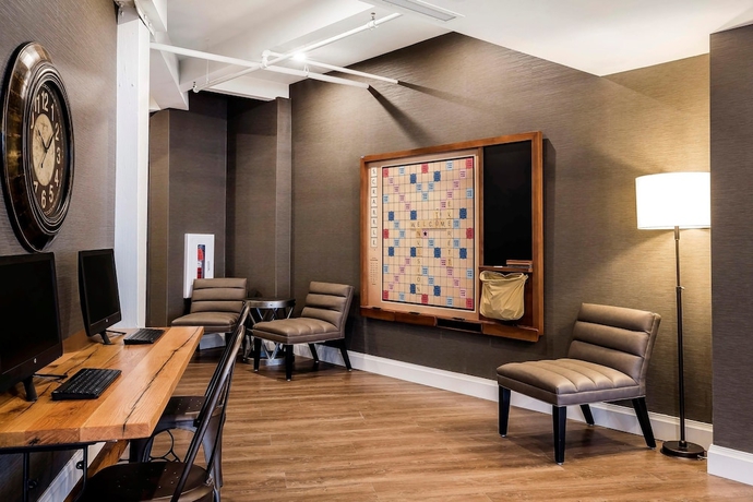 Imagen de los interiores del Hotel Envision Boston - Everett, Ascend Collection. Foto 18