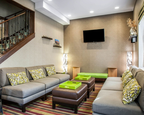 Imagen de los interiores del Hotel Envision Boston-longwood, Ascend Collection. Foto 16