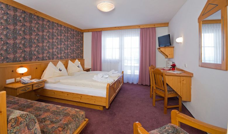 Imagen de la habitación del Hotel Enzian By Alpeffects. Foto 8