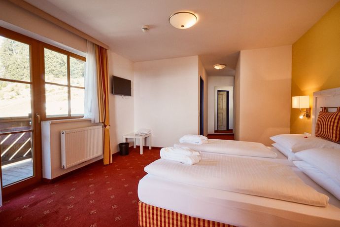 Imagen de la habitación del Hotel Enzian By Alpeffects. Foto 15