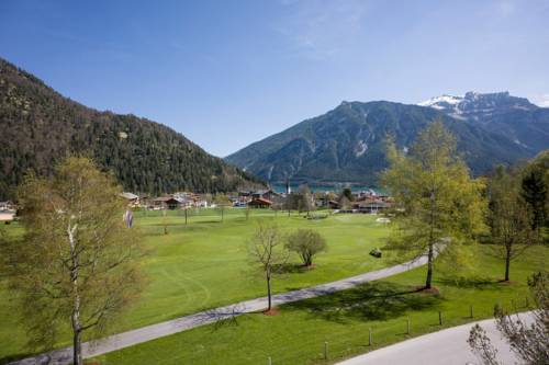 Imagen de la habitación del Hotel Enzian, Eben am Achensee. Foto 2