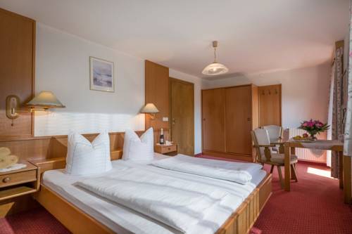 Imagen de la habitación del Hotel Enzian, Eben am Achensee. Foto 14