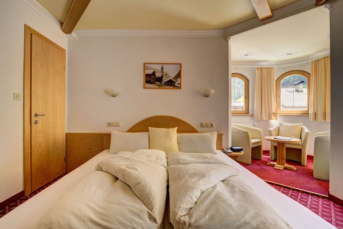 Imagen de la habitación del Hotel Enzian. Foto 7