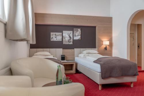 Imagen de la habitación del Hotel Enzian Hochs&ouml;lden Superior. Foto 11