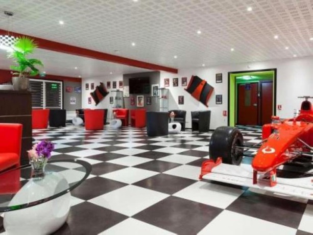 Imagen de los interiores del Hotel Enzo Br&eacute;tigny. Foto 20