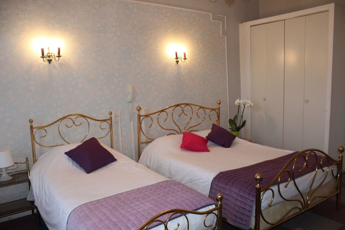 Imagen de la habitación del Hotel Enzo Hotels Contrex&eacute;ville. Foto 7