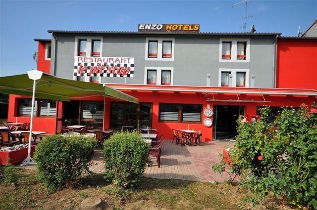 Imagen general del Hotel Enzo Hotels Pont-a-mousson By Kyriad Direct. Foto 9