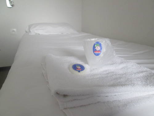 Imagen de la habitación del Hotel Enzo Hotels Quimperle By Kyriad Direct. Foto 3