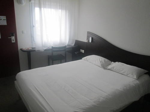 Imagen de la habitación del Hotel Enzo Hotels Quimperle By Kyriad Direct. Foto 6
