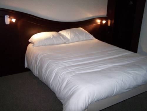 Imagen de la habitación del Hotel Enzo Hotels Quimperle By Kyriad Direct. Foto 9