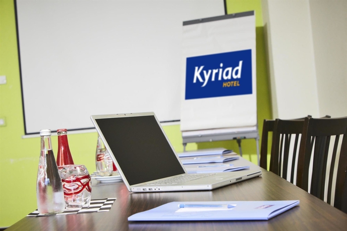 Imagen de los interiores del Hotel Enzo Hotels Reims Tinqueux By Kyriad Direct. Foto 14