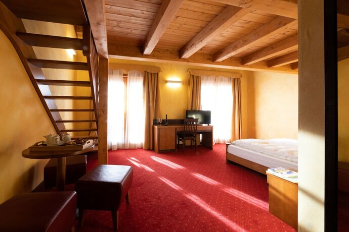 Imagen de la habitación del Hotel Enzo Moro. Foto 14