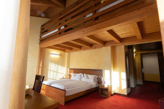 Imagen de la habitación del Hotel Enzo Moro. Foto 18