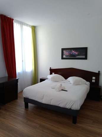 Imagen de la habitación del Hotel Enzos Limoges Centre Jourdan By Kyriad Direct. Foto 3