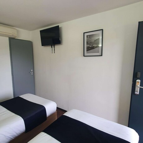 Imagen de la habitación del Hotel Enzos Loudeac By Kyriad Direct. Foto 8