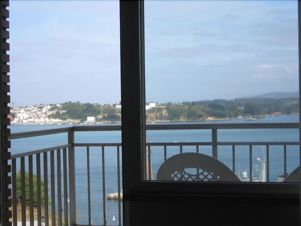 Imagen de los exteriores del Hotel Eo. Foto 13