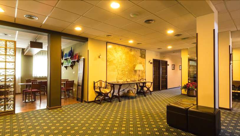 Imagen de los interiores del Hotel Eo. Foto 14