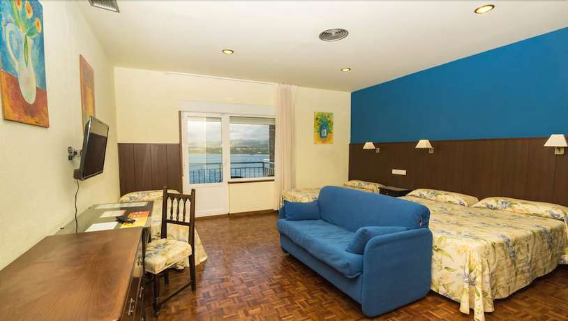 Imagen de la habitación del Hotel Eo. Foto 7