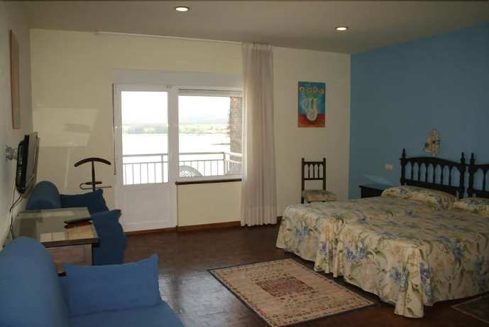 Imagen de la habitación del Hotel Eo. Foto 11