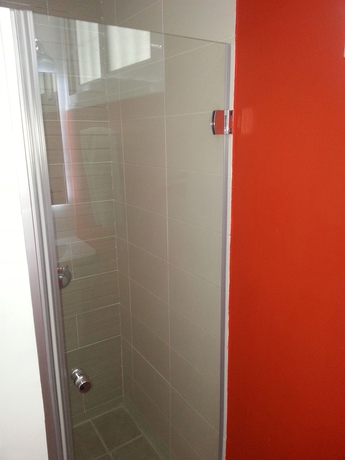 Imagen de la habitación del Hotel Eó Las Rosas. Foto 7