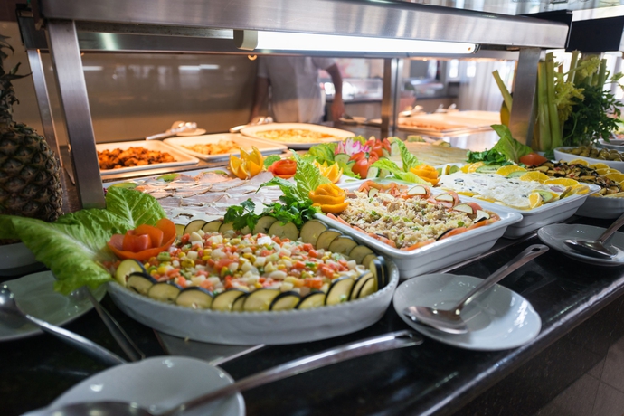 Imagen del bar/restaurante del Hotel Eó Suite Jardin Dorado. Foto 5