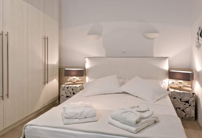 Imagen de la habitación del Hotel Eolia Luxury Villas. Foto 6