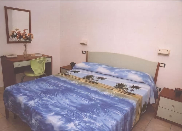 Imagen de la habitación del Hotel Eolo Capo Vaticano. Foto 6