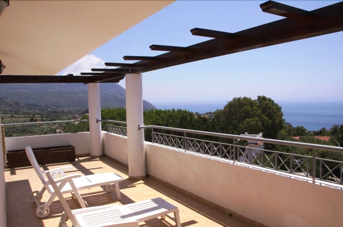 Imagen de la habitación del Hotel Eolo Capo Vaticano. Foto 14