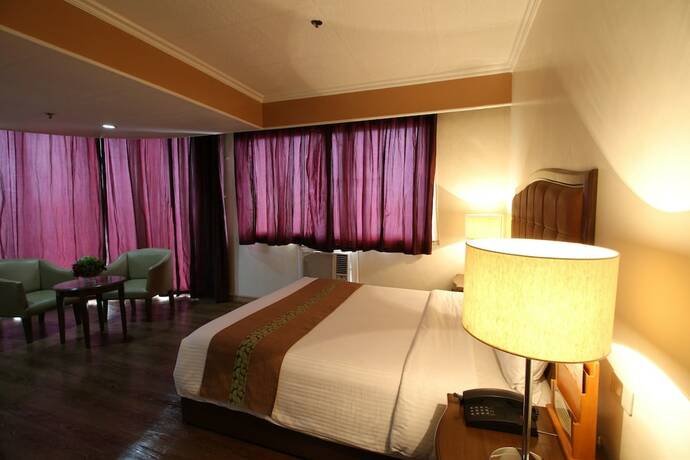 Imagen general del Hotel Eon Centennial Plaza. Foto 14