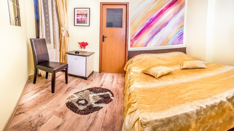 Imagen de la habitación del Hotel Eos, Bucarest. Foto 7