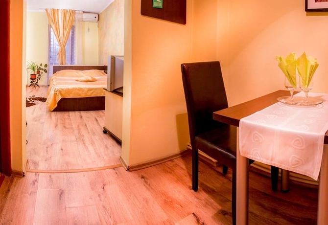 Imagen de la habitación del Hotel Eos, Bucarest. Foto 9