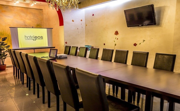 Imagen de los interiores del Hotel Eos, Bucarest. Foto 13