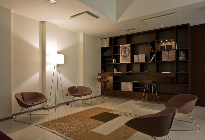 Imagen de los interiores del Hotel Eos, Lecce. Foto 15