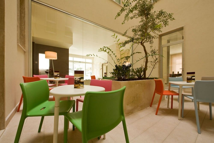 Imagen del bar/restaurante del Hotel Eos, Lecce. Foto 5