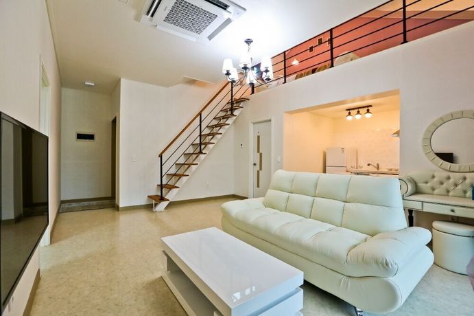 Imagen de la habitación del Hotel Eos Pension. Foto 10