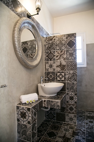 Imagen de la habitación del Hotel Eos Villa. Foto 4
