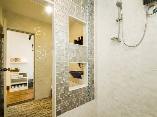 Imagen de la habitación del Hotel E-outfitting Boutique Pattaya. Foto 3