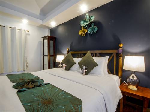 Imagen de la habitación del Hotel E-outfitting Boutique Pattaya. Foto 13