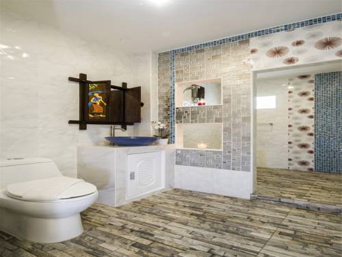 Imagen de la habitación del Hotel E-outfitting Boutique Pattaya. Foto 15