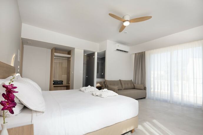 Imagen general del Hotel Epavli Grace. Foto 4