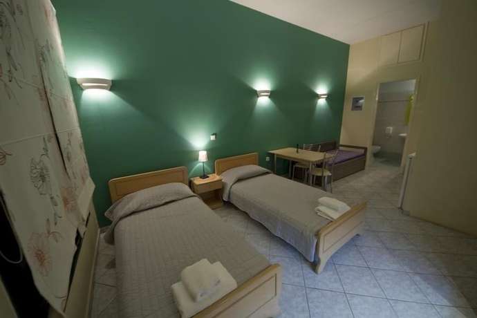 Imagen de la habitación del Hotel Epavlis Resort. Foto 7