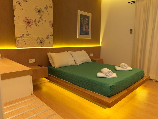 Imagen de la habitación del Hotel Epavlis Resort. Foto 9