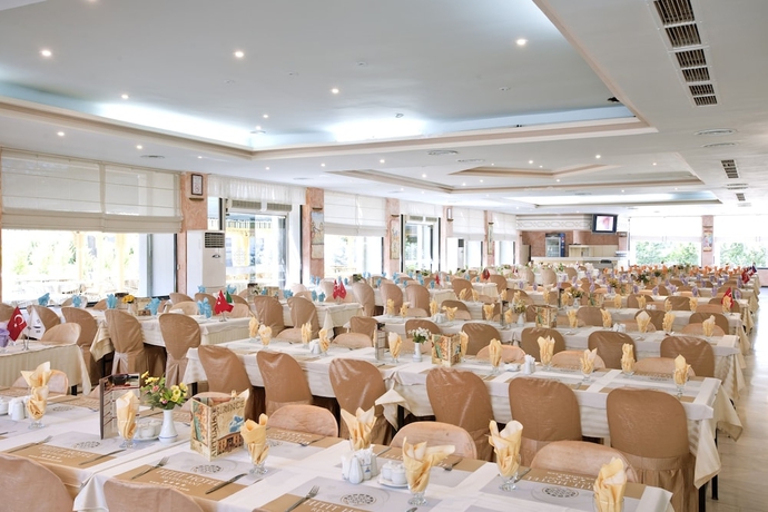 Imagen del bar/restaurante del Hotel Ephesus Hitit. Foto 6