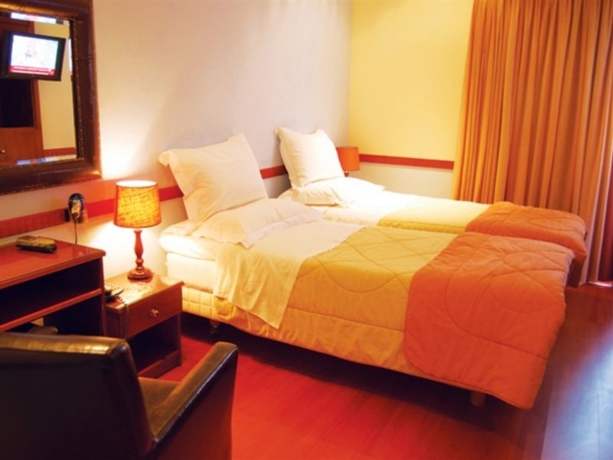 Imagen general del Hotel Ephira. Foto 7